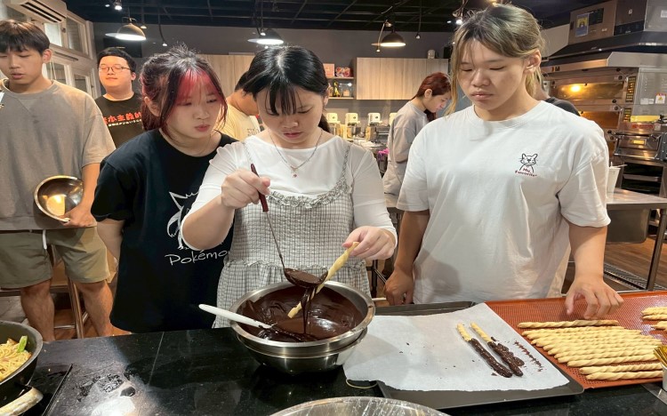 🍪✨ 經典餅乾手作趣・台味卡拉棒登場